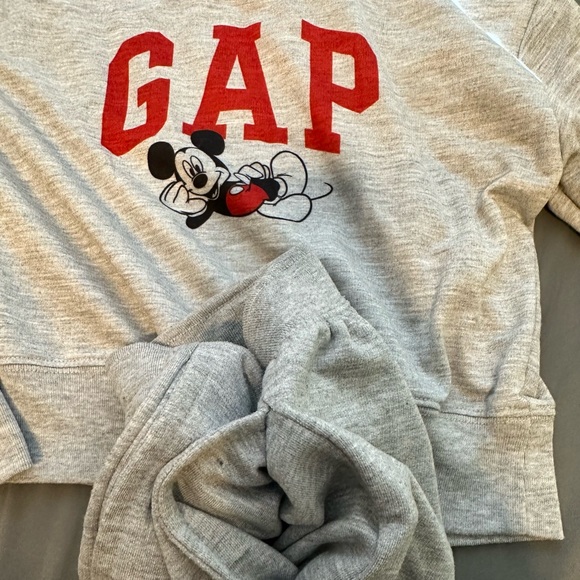 Gap sweat suit - Picture 4 of 5